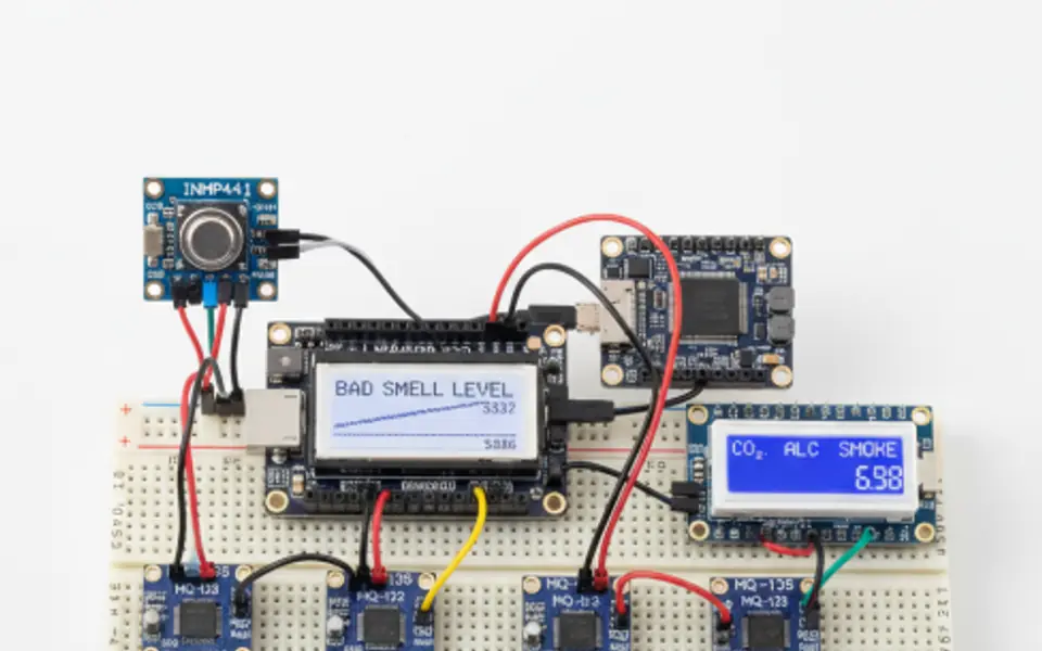 Hardware prototype built from a Buildo guide